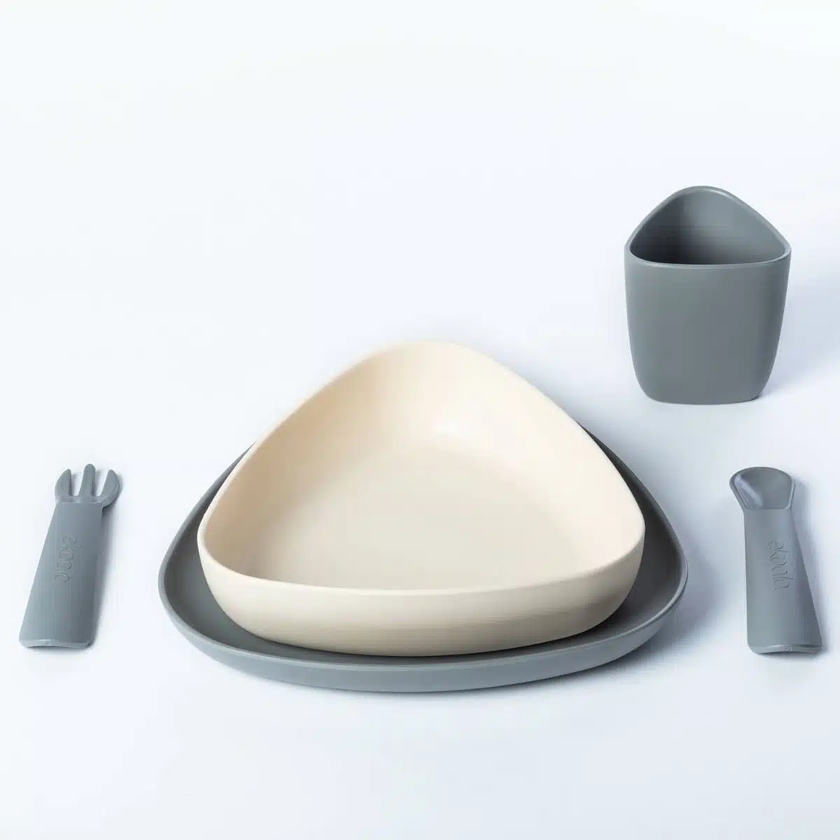 eket etkeszlet szurke feher 2