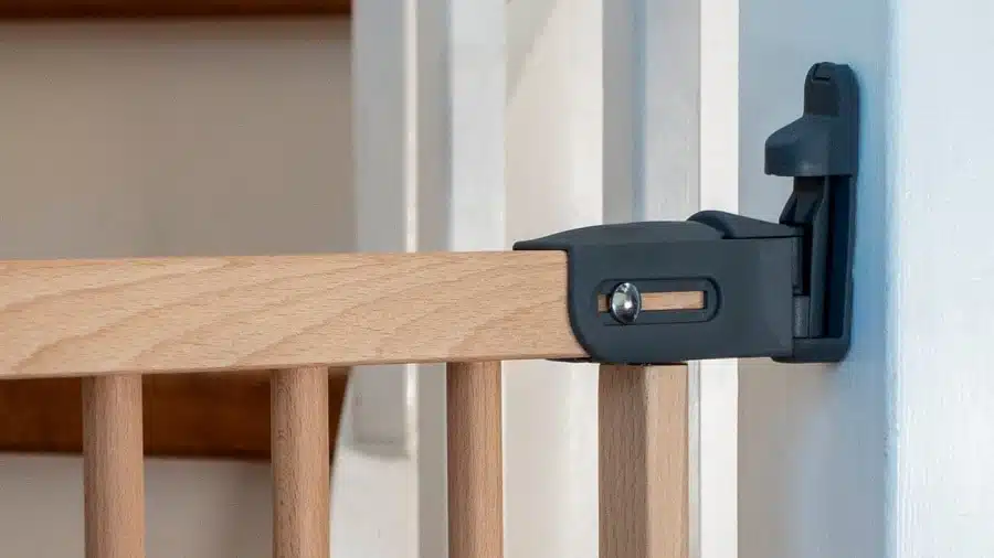 15503 3 magas biztonsagi kapu lepcsohoz babydan mona fa 65 110 cm